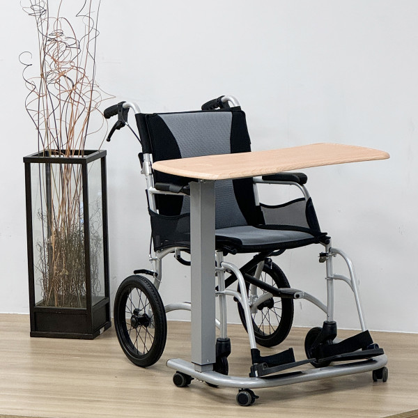 Ref. AD682 Mesa auxiliar ergonómica