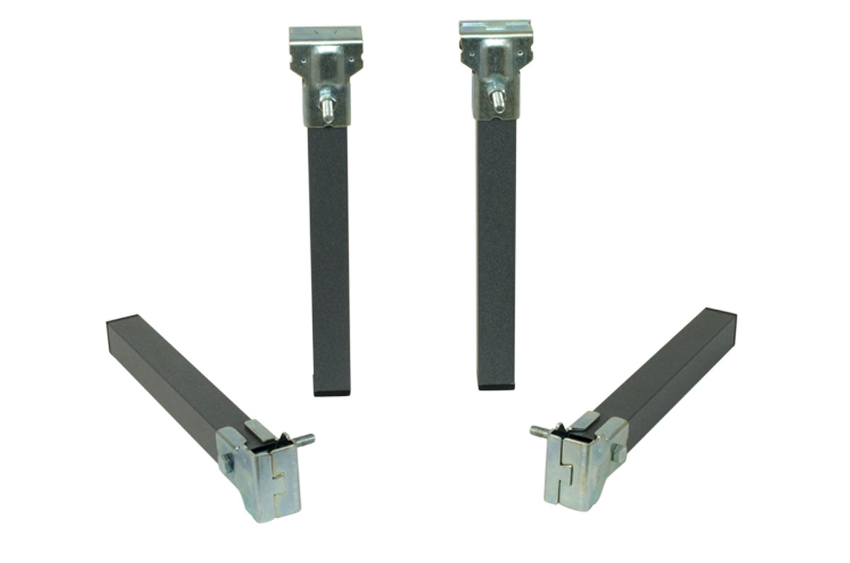 Ref. AKA015 Juego 4 patas cuadradas con abrazadera