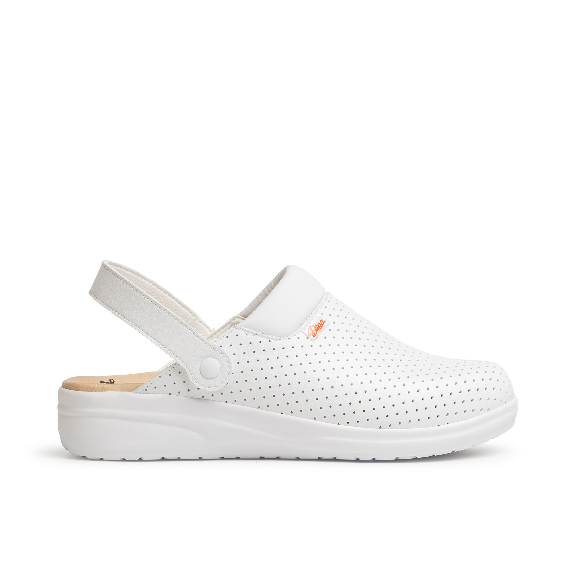 Ref. D2303 Zueco con correa abatible modelo Mar Picado. Foto 2