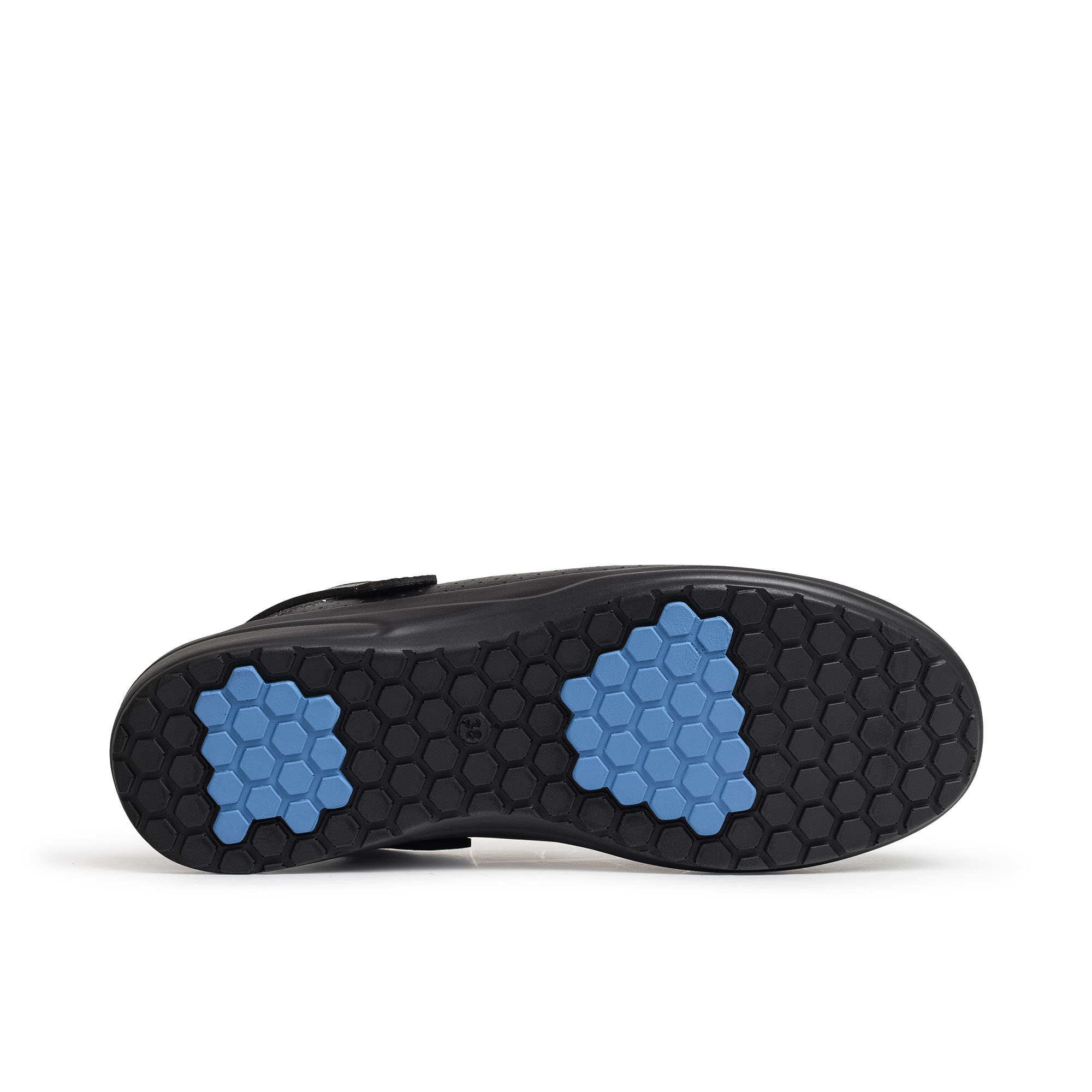 Ref. D2303 Zueco con correa abatible modelo Mar Picado. Foto 8