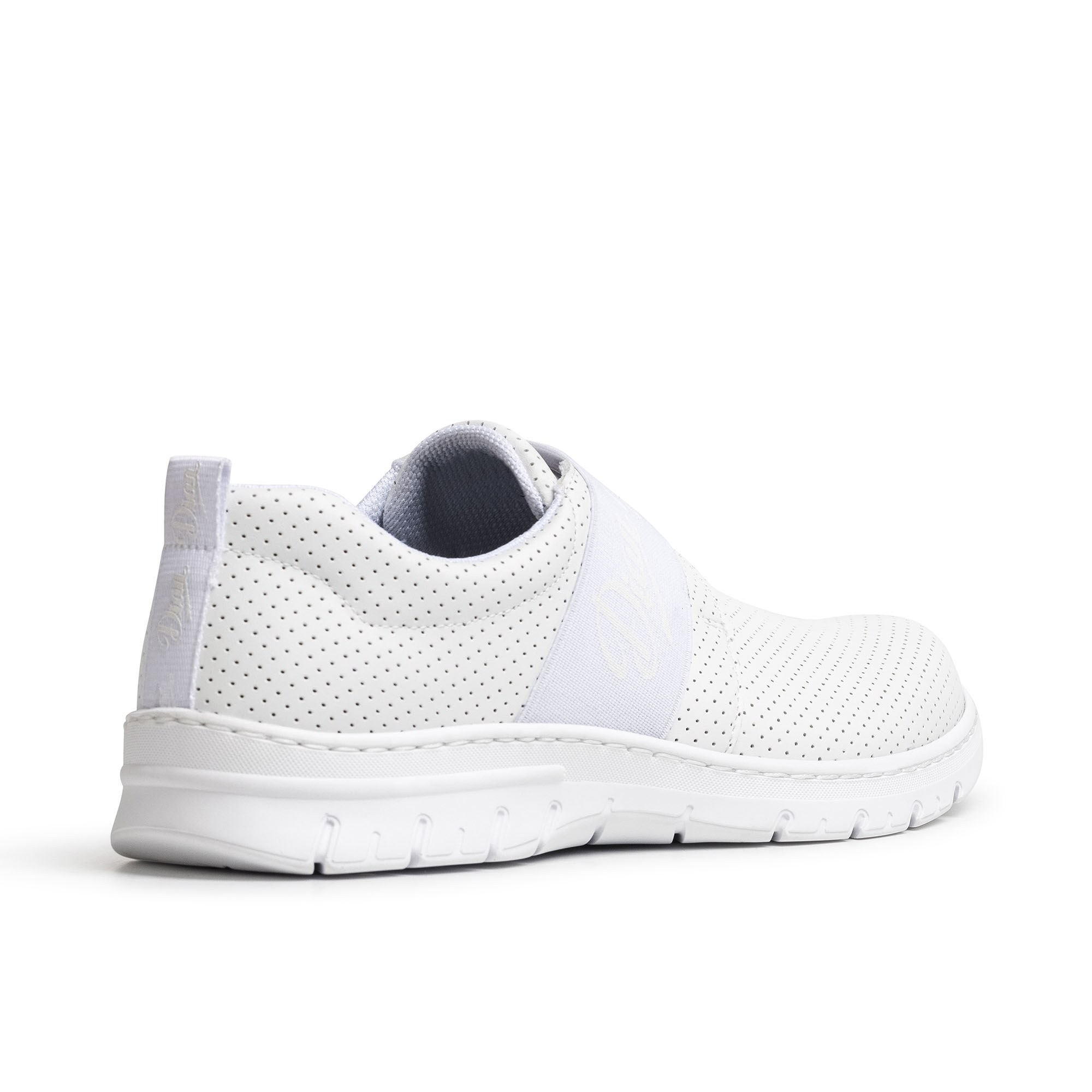 Ref. D2641 Zapatilla con cierre de elástico, modelo Siena Perforado. foto 7