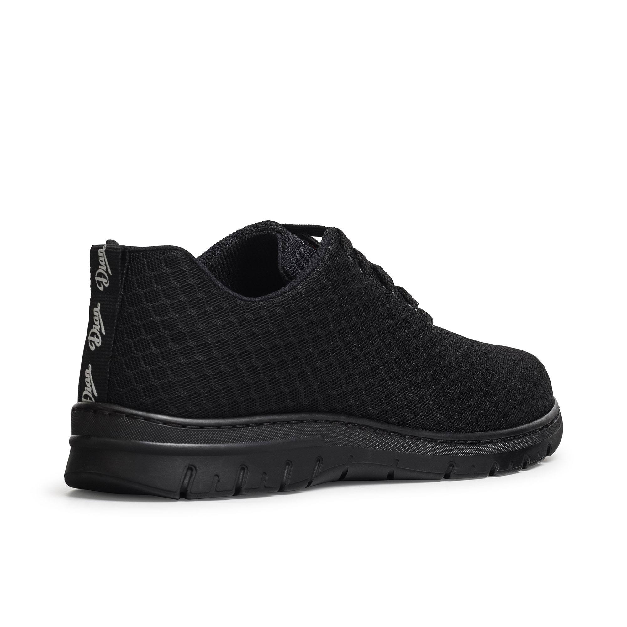 Ref. D2812 Zapatilla sin costuras y con cierre de cordones, modelo Calpe. foto 13