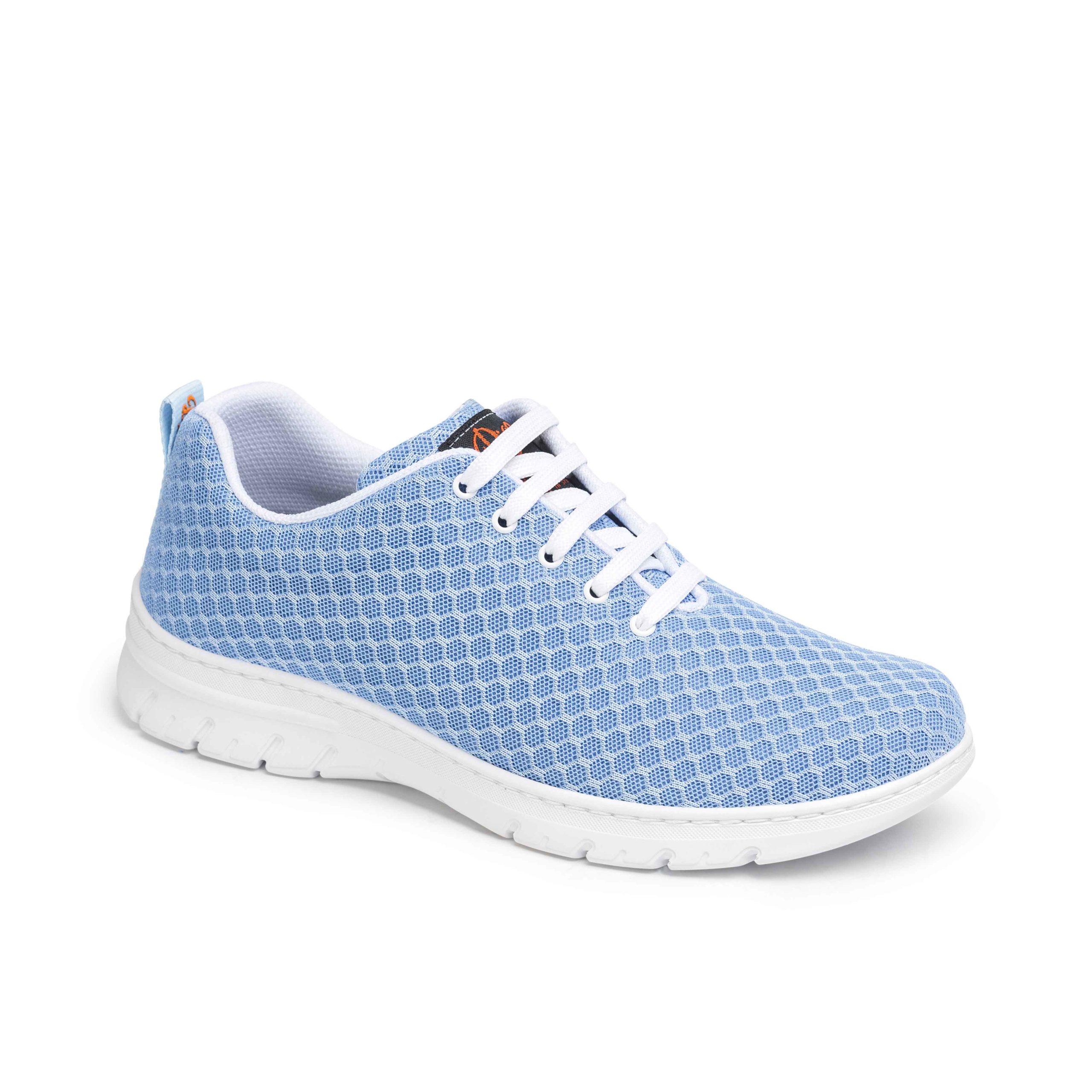 Ref. D2812 Zapatilla sin costuras y con cierre de cordones, modelo Calpe. foto 6