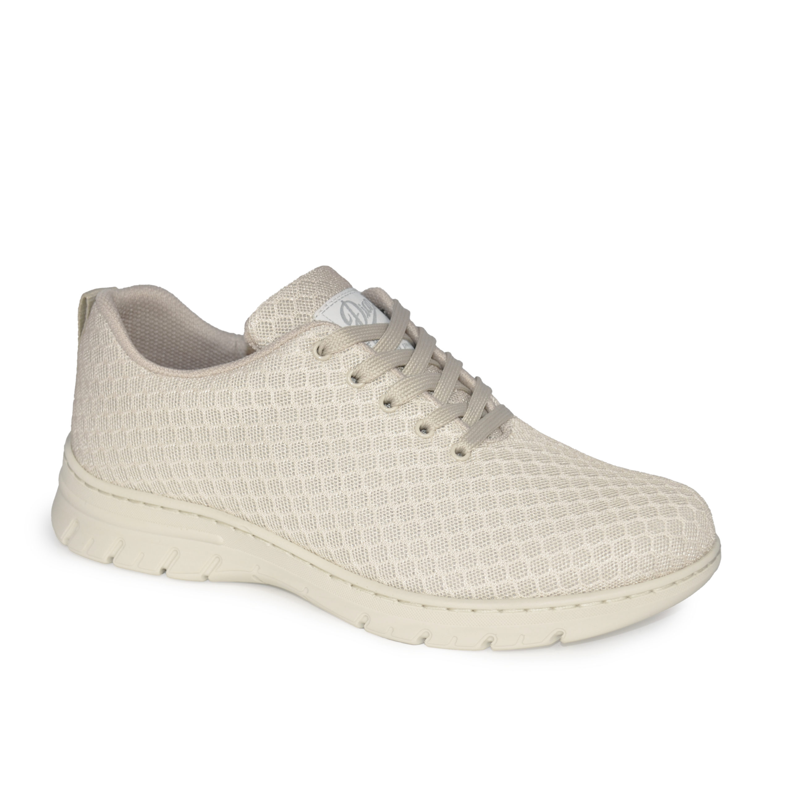 Ref. D2812 Zapatilla sin costuras y con cierre de cordones, modelo Calpe. foto 9