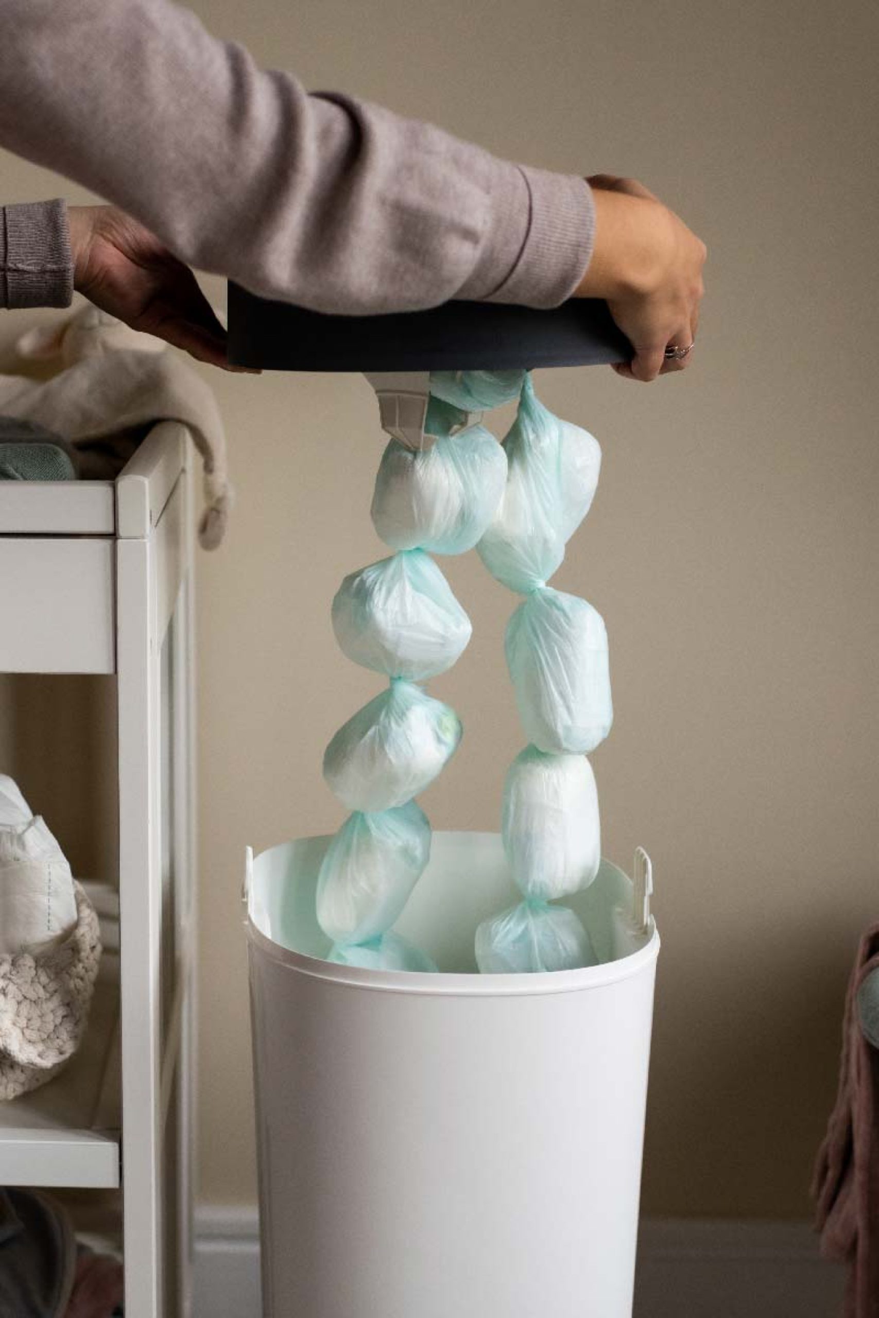 Ref. UG852 Contenedor maxi. Foto 3